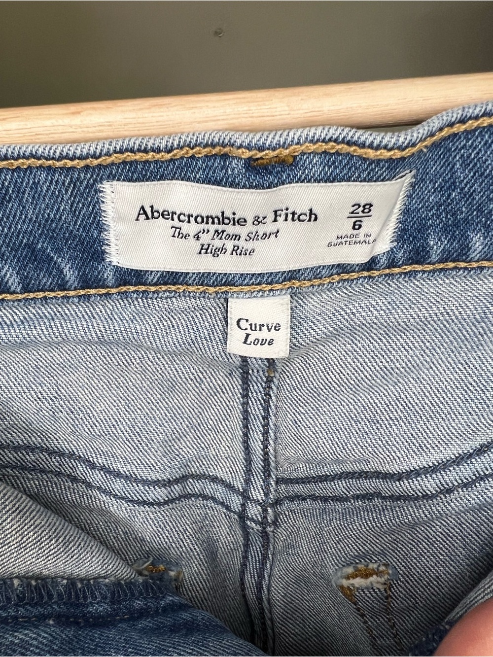 Shorts - Picture 3 of 3
